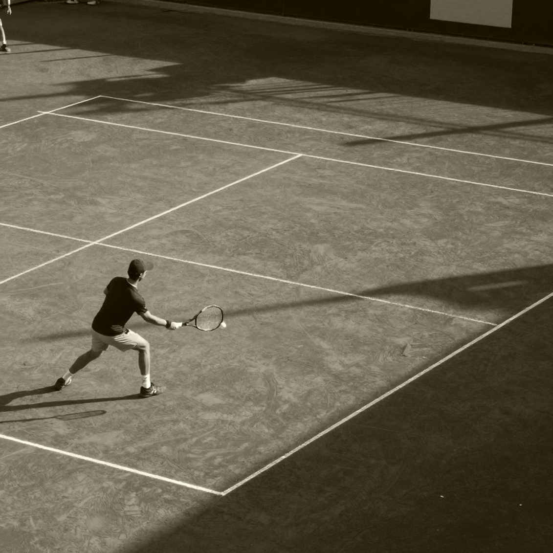 Swiatek rút khỏi Ninh Ba, mất vé WTA Finals: đùi trái, mặt sân cứng và một mùa giải chỉ có một danh hiệu