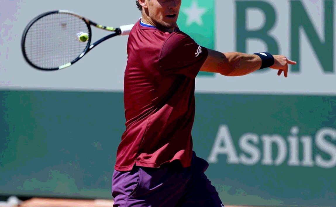US Open – Grand Slam ồn ào và nồng mùi nhất: Khi tiếng máy bay và mùi burger định hình chiến thuật